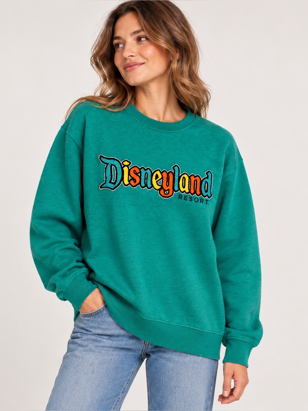 Disneyland Resort Teal Green Embroidered Logo Crewneck Sweatshirt – Size Small